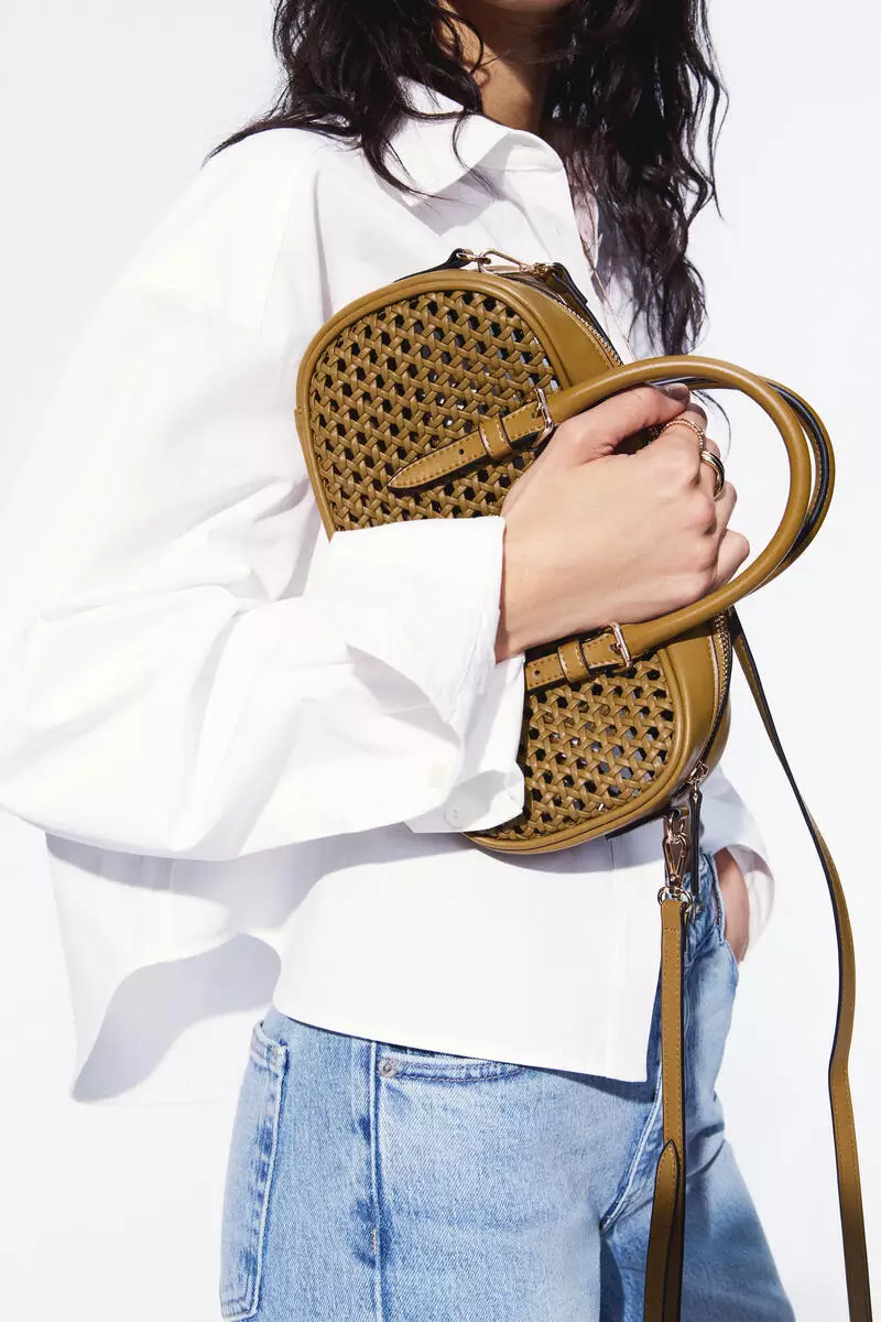 Crossbody bag