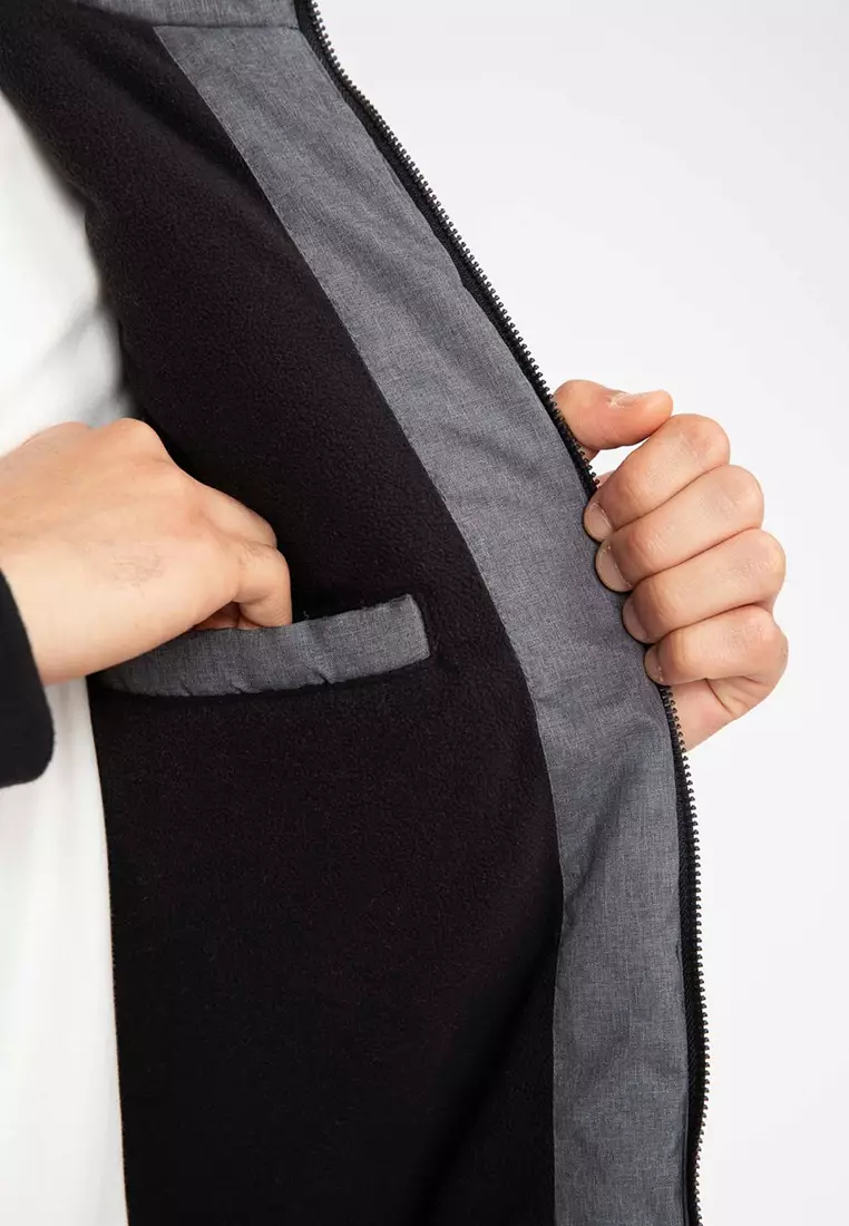 Color-Blocking Slim Jacket