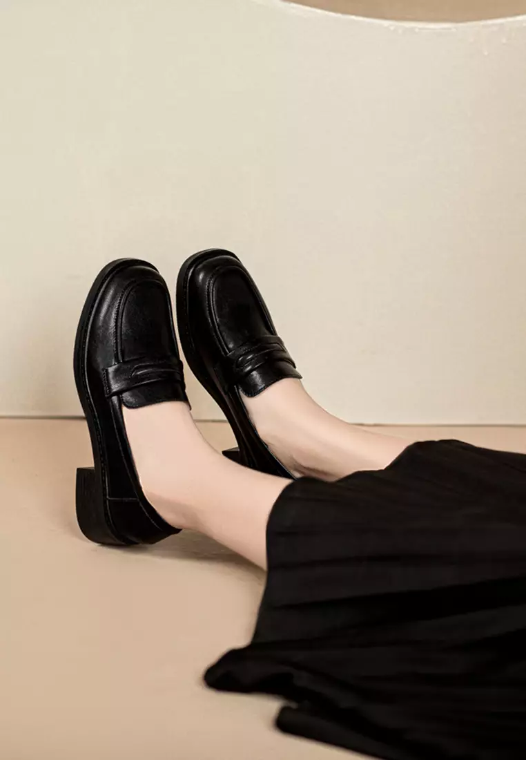 Round Toe Classic Leather Loafer TE912-2