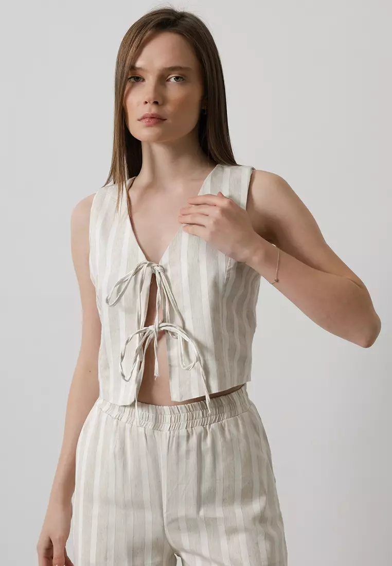 Beige Linen Look Front Tie Detail Striped V Neck Crop Woven Blouse TWOSS25BZ00159