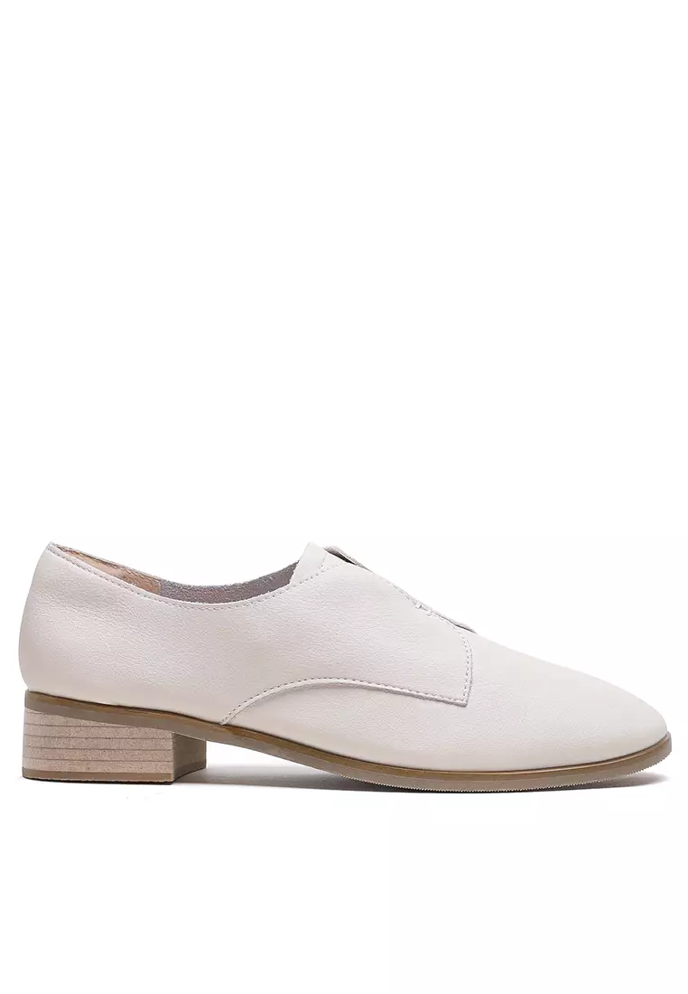 Discount on Twenty Eight Shoes  shoes - SKU: Round Toe Leather Boat Shoes TH118-26