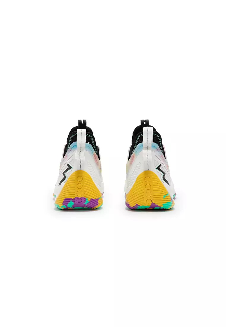 Zen VI Men’s Performance Basketball Shoes in Egret/Black (Jimi)