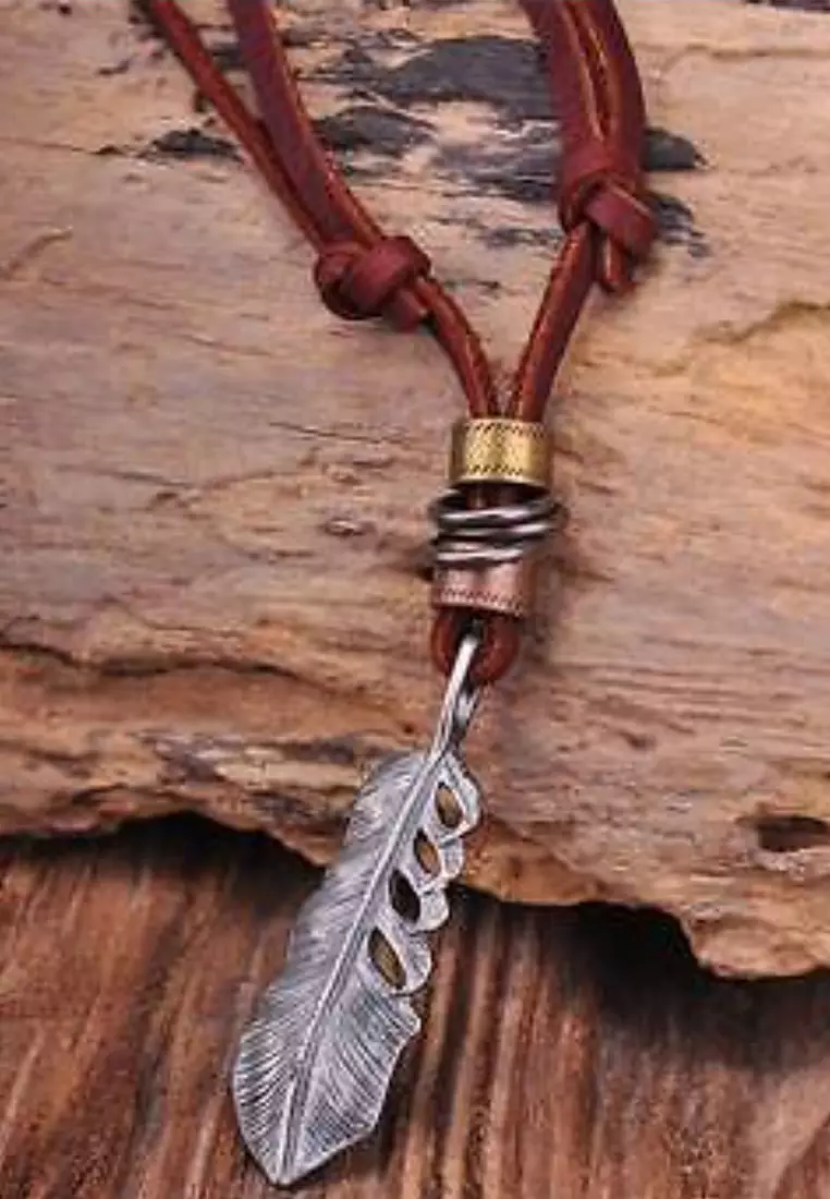 Aksesoris Kalung Kulit Pria Classic Leaf Leather Necklace Brown & Silver