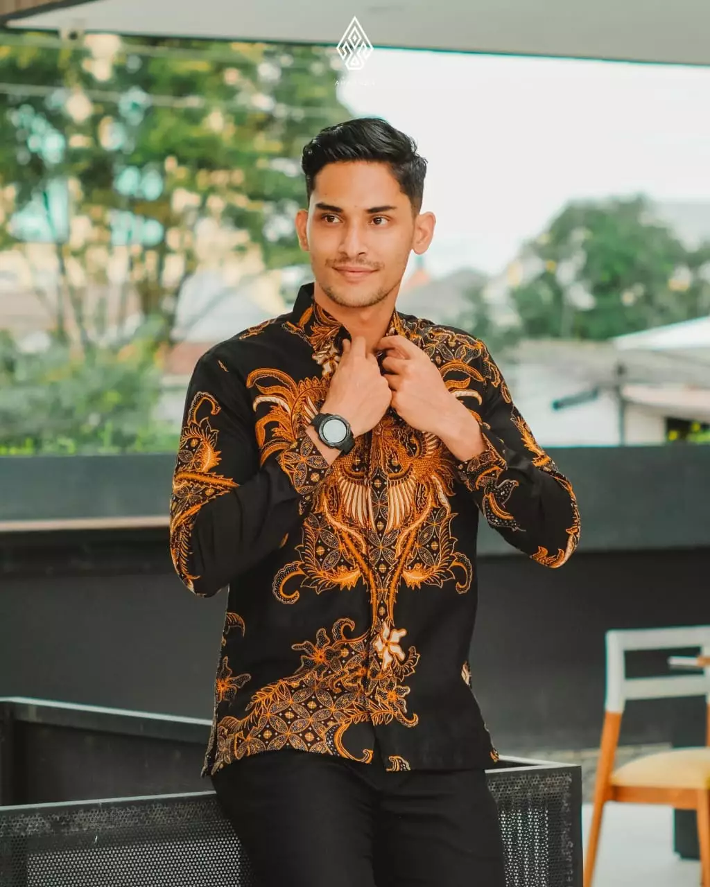 Kemeja Batik ARKANZA Motif Nareswara Hitam Lengan Panjang Lapis Furing Slimfit Katun Premium