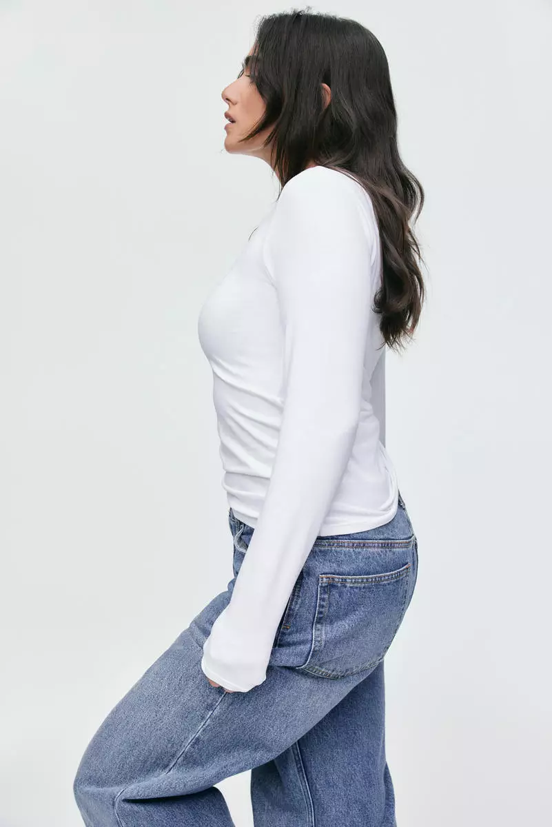 Fitted cotton top