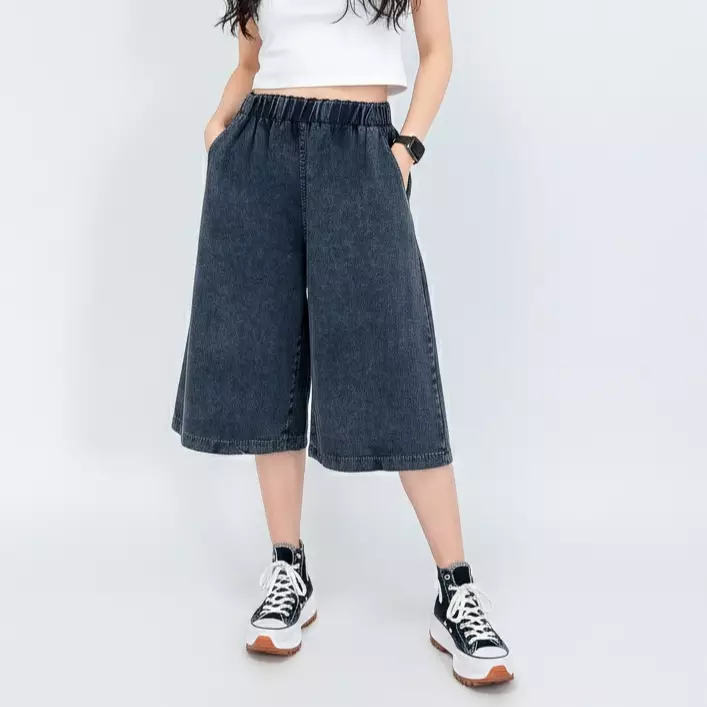 Celana Pendek Jeans Casual Wanita - Short Midi Wide Leg Pants Carrisa