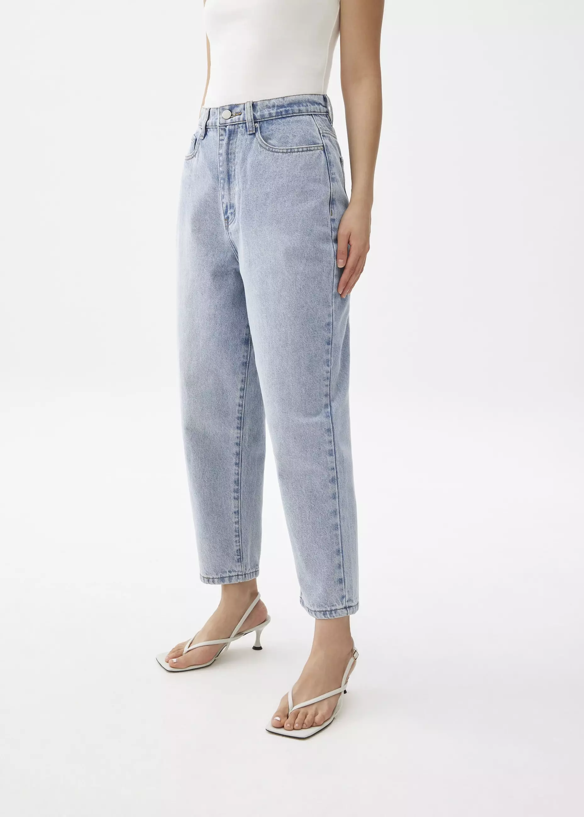 Celana Wanita - Flynn Cropped Mom Jeans