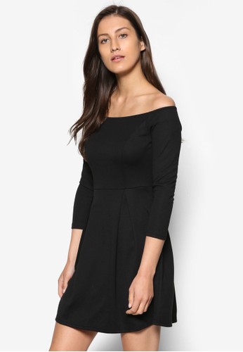 Basics Off Shoulder Sleeves Dress、 服飾、 洋裝ZALORABasicsOffShoulderSleevesDress最新折價