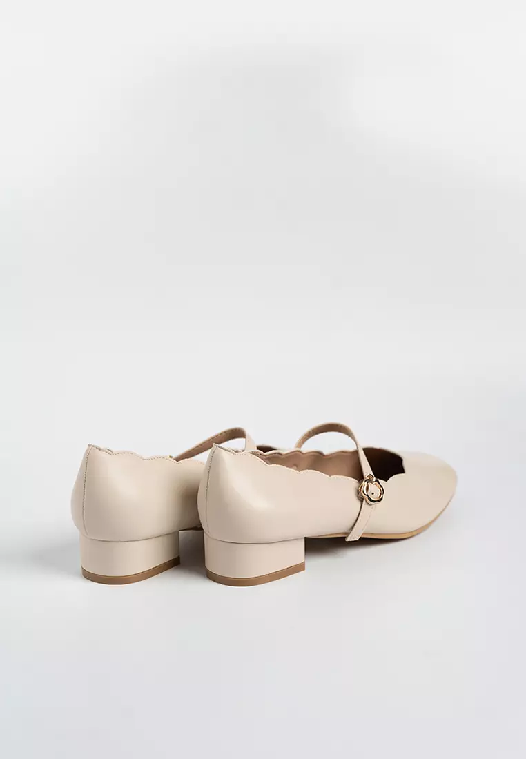 Scallop Glossy Mary Jane