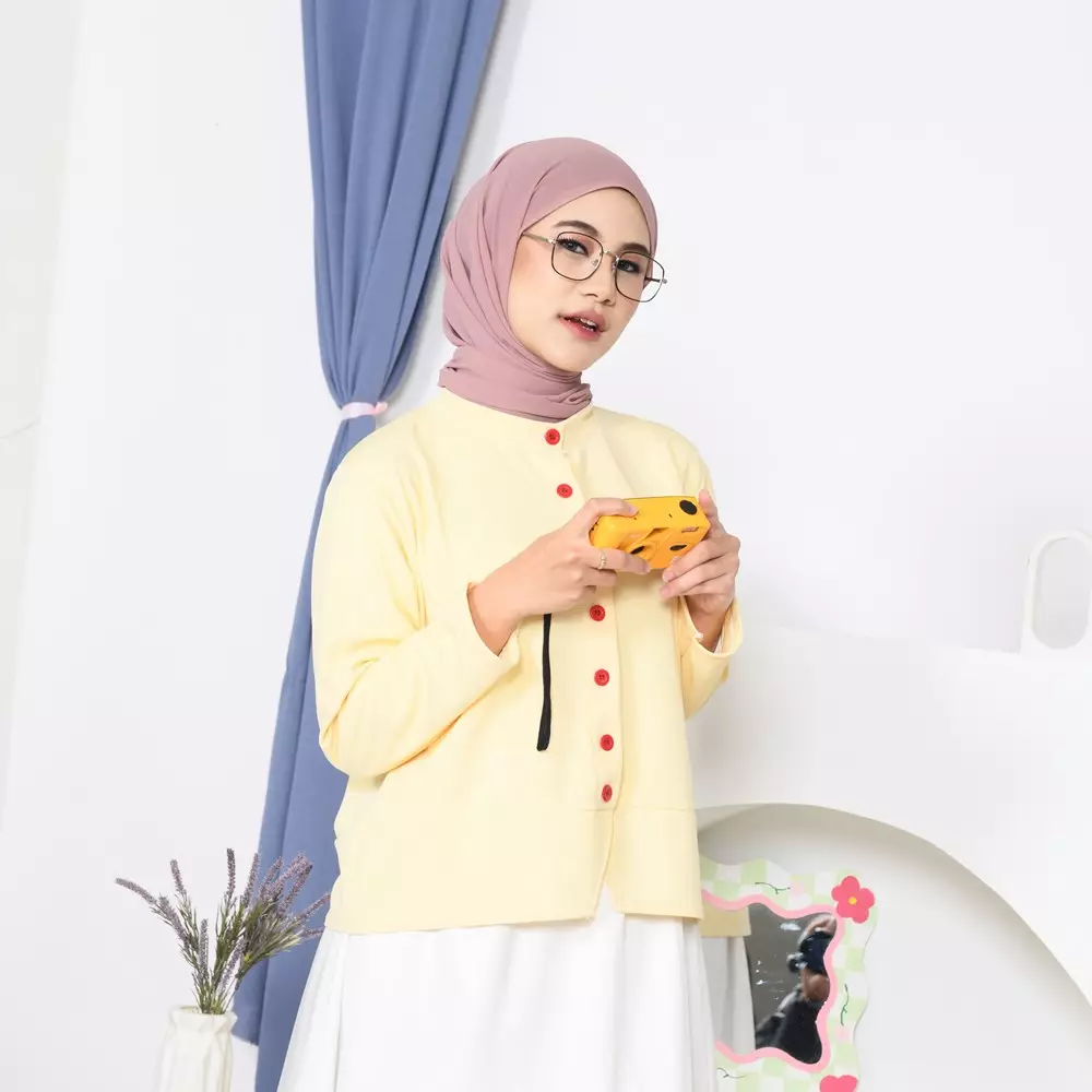 Heart Knit Cardigan - Soft Yellow M19829 R58S2