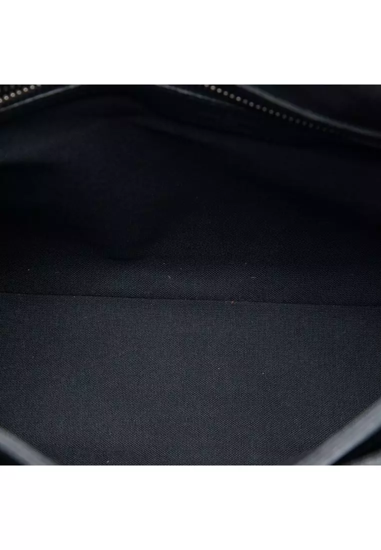Pre-Loved Louis Vuitton Taiga Roman Mm