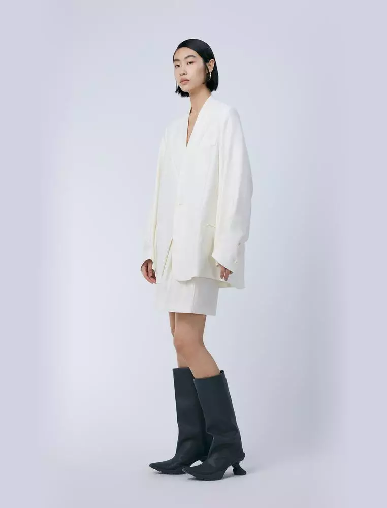 寬鬆A字短褲