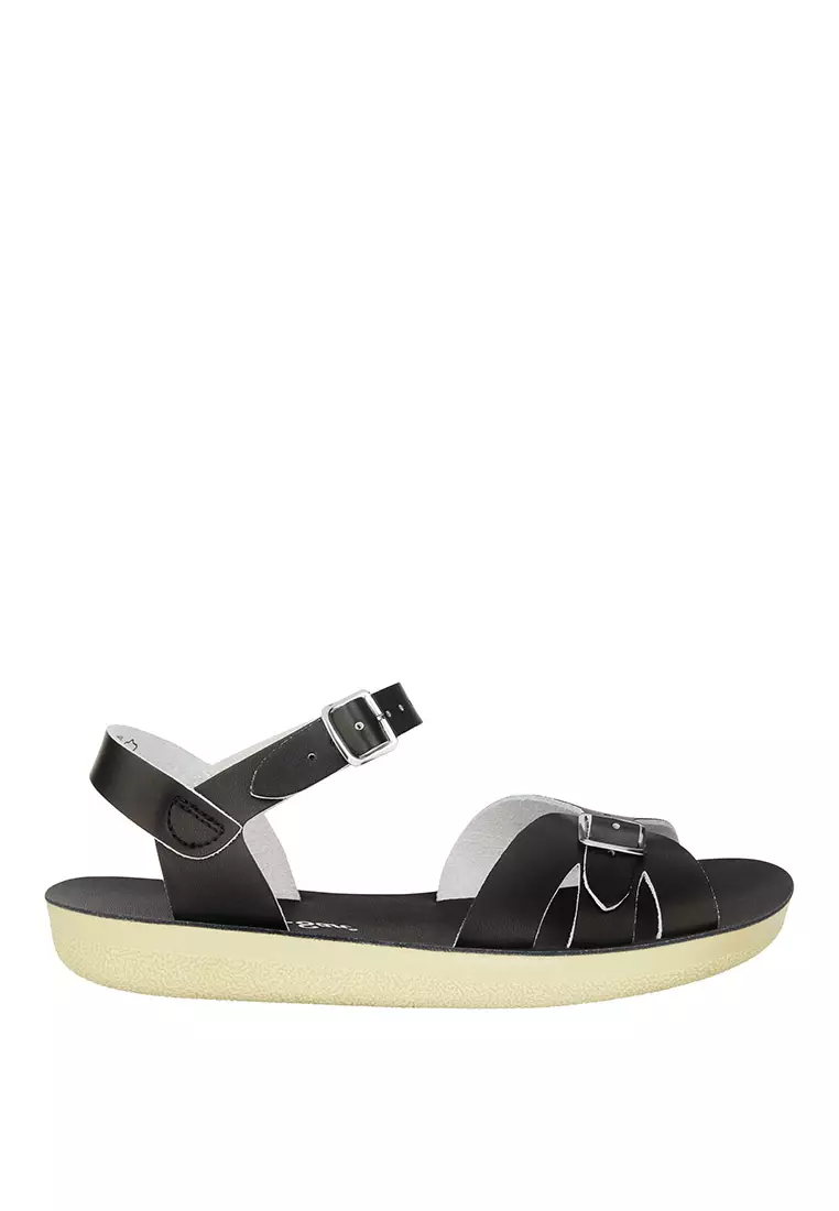 Black salt water on sale sandals