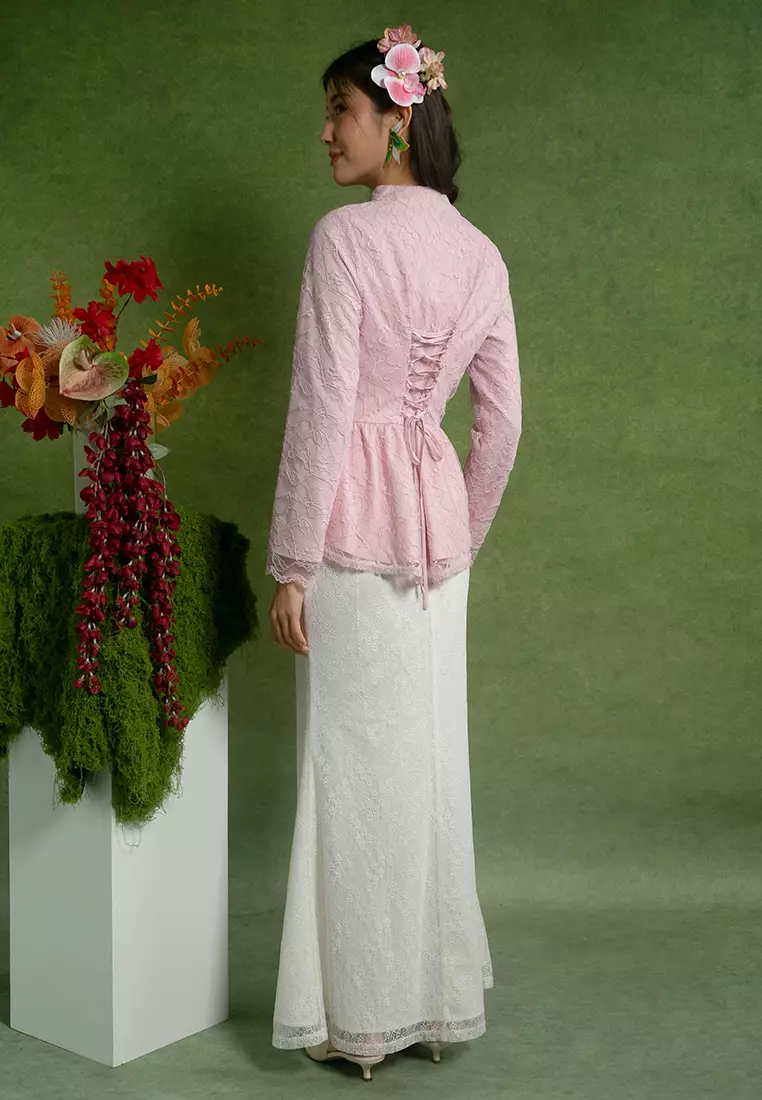 Adrianna Kebaya Lace Set