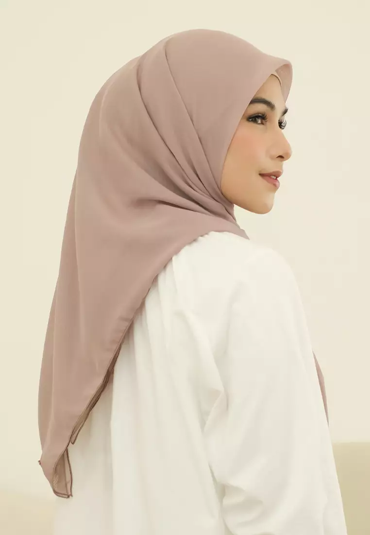 Kirana Paris Plain Japan Milo