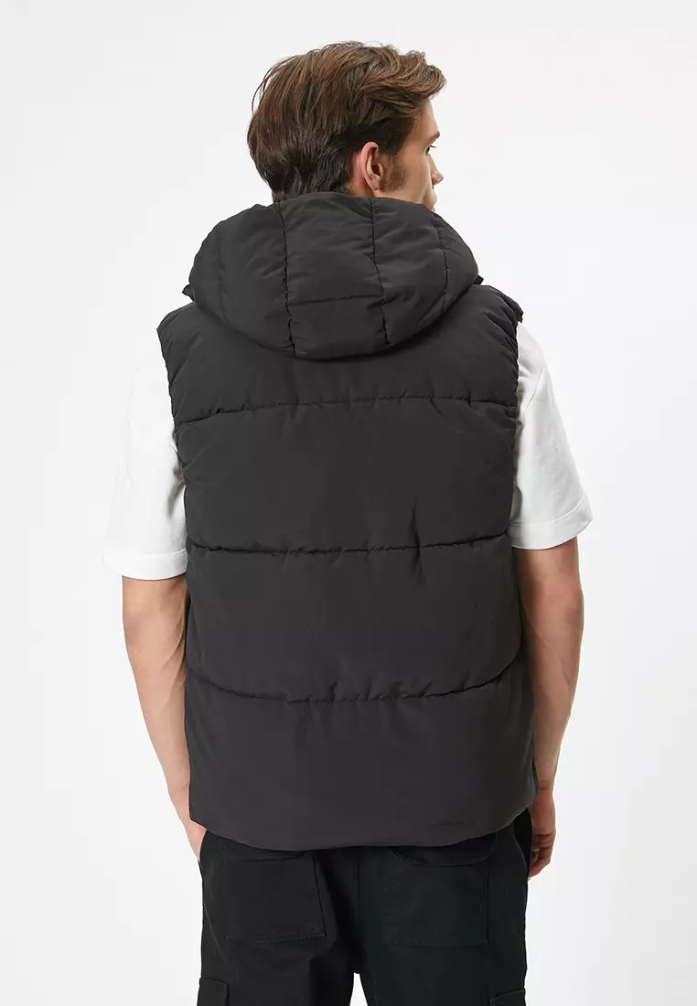 Puffer Vest with Hood and Pocket and Zipper Closure