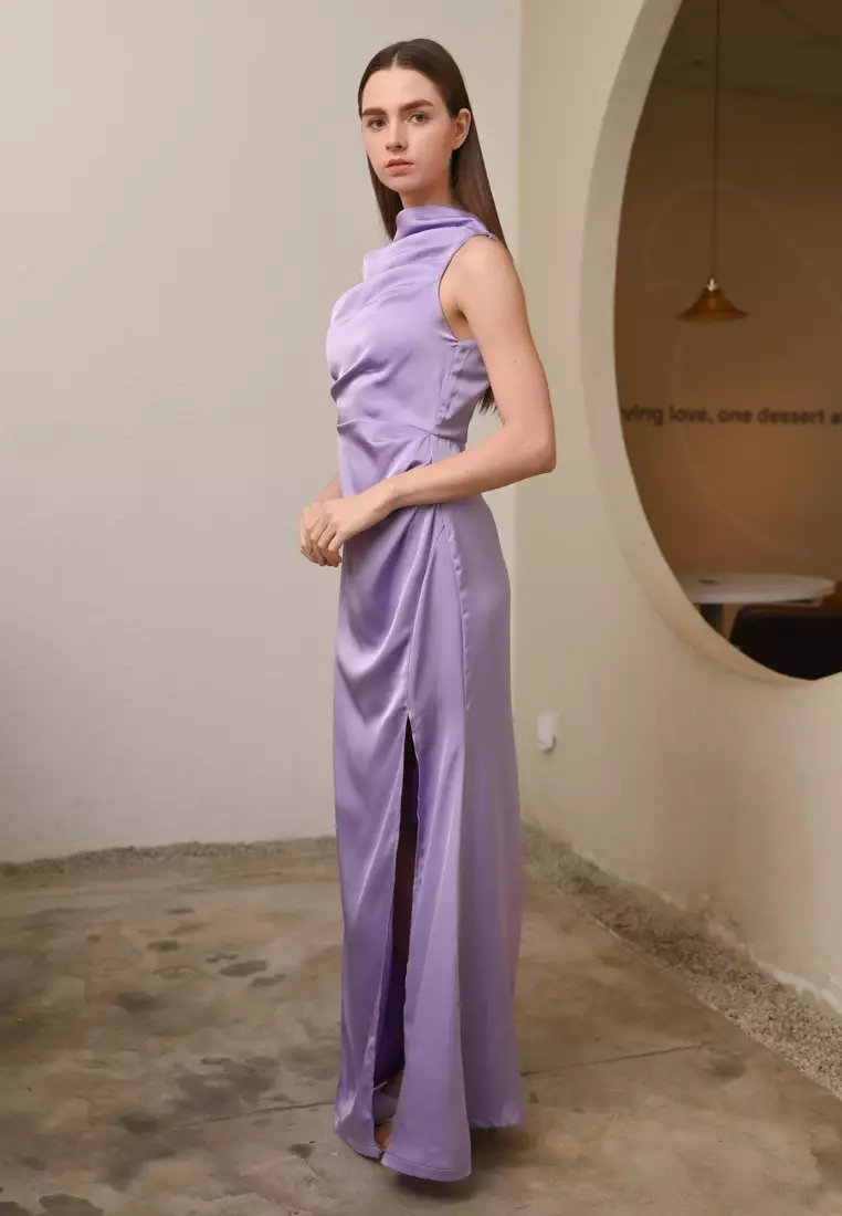 高领晚宴连衣裙