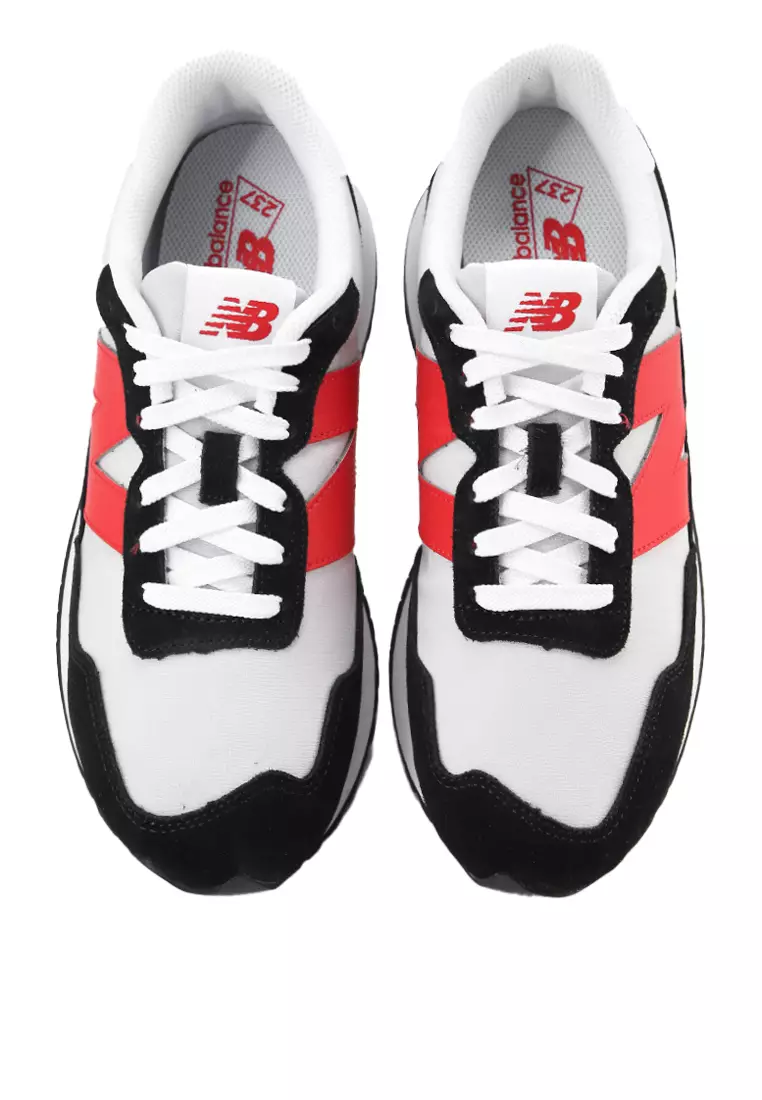 237 Classic Lifestyle Shoes