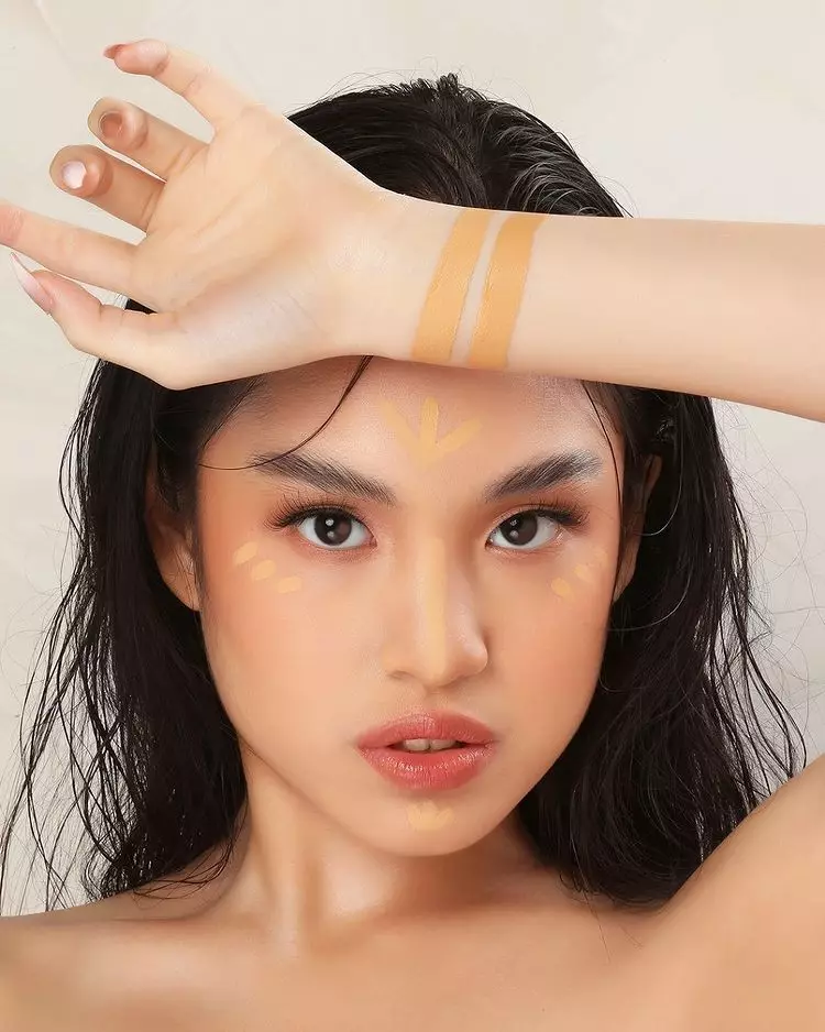 Moko Moko Glow Up Cushion Concealer - Butterscotch Tea