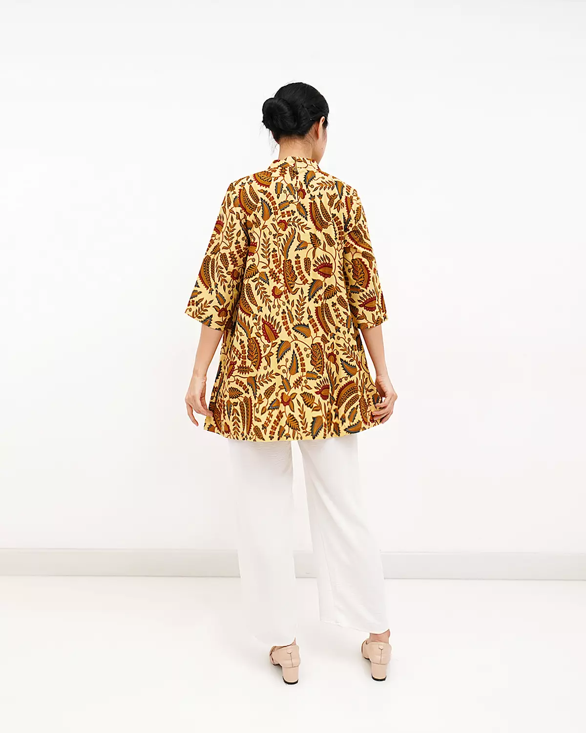 Blouse Lengan Pendek Motif Pisang Wulan