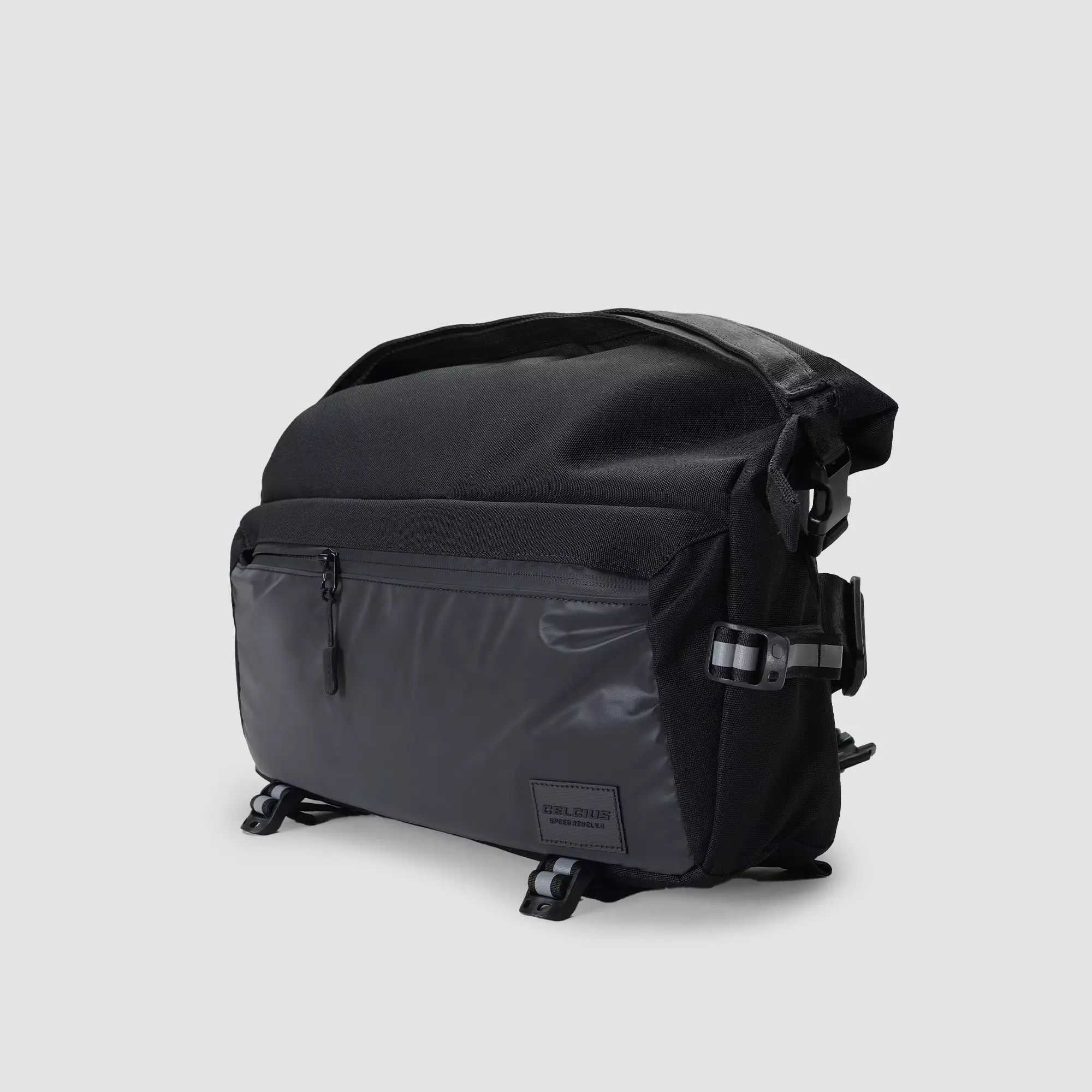 CELCIUS Rider Rolltop Slingbag I31000390C Hitam