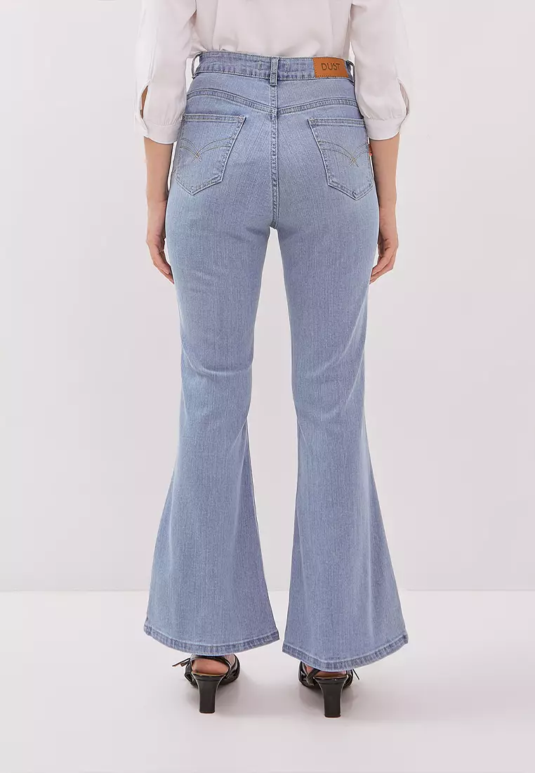 DUST Celana Bell Bottom Denim Laluna Medium Light Blue (D.3834)