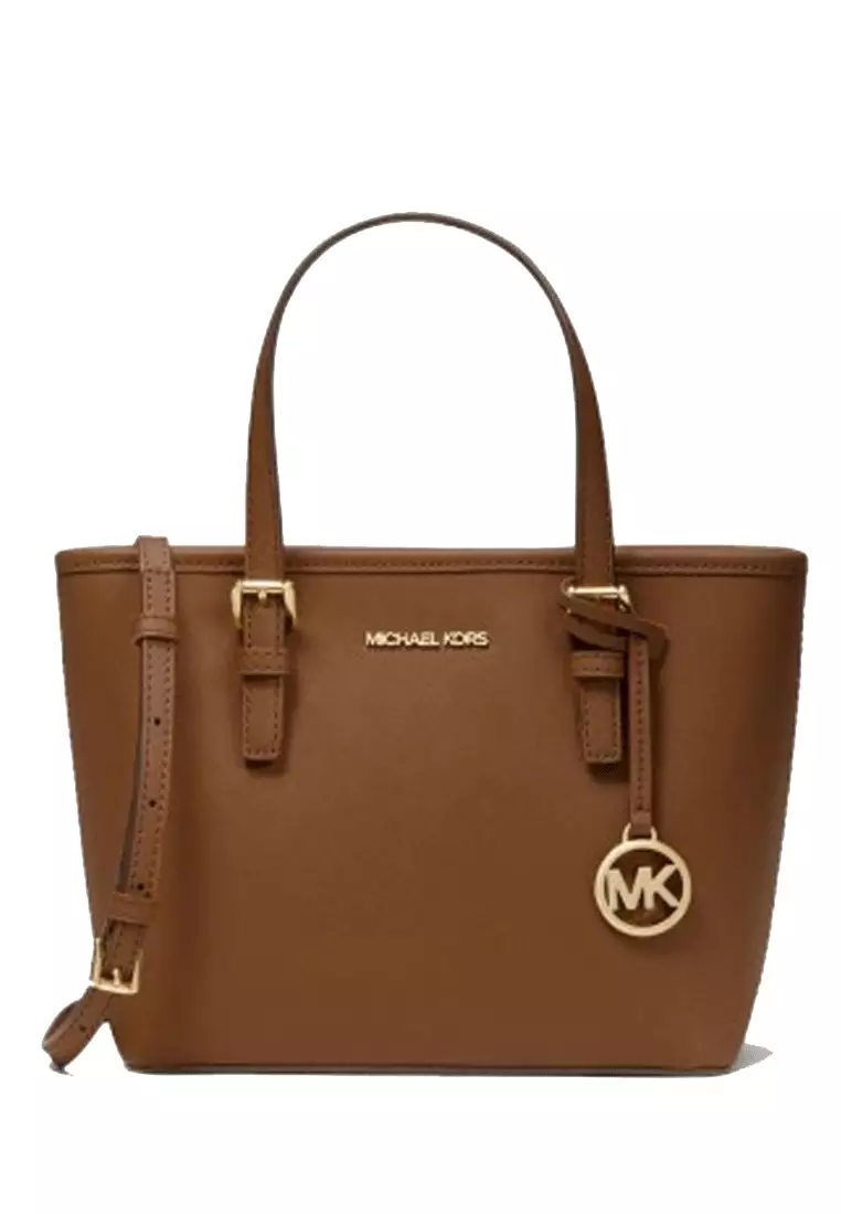 What's in my Michael Kors Carmen Extra Small Saffiano Leather