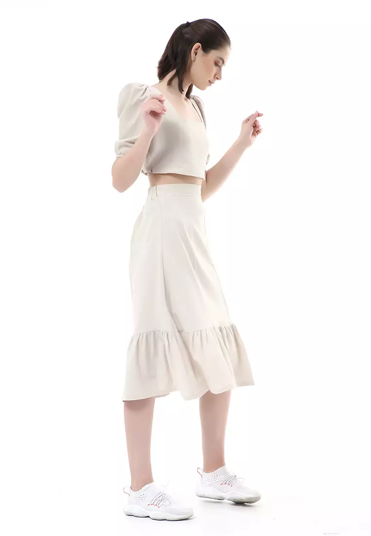 Nayra One Set Setelan Wanita Blouse Ruffle Lengan Pendek Midi Skirt Material Linen ORIGINAL - Sand