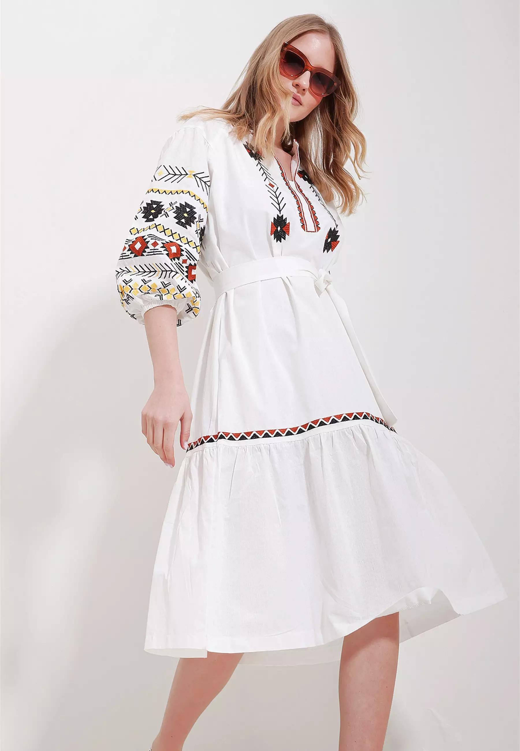 Embroidered Balloon Sleeves Belted Dress