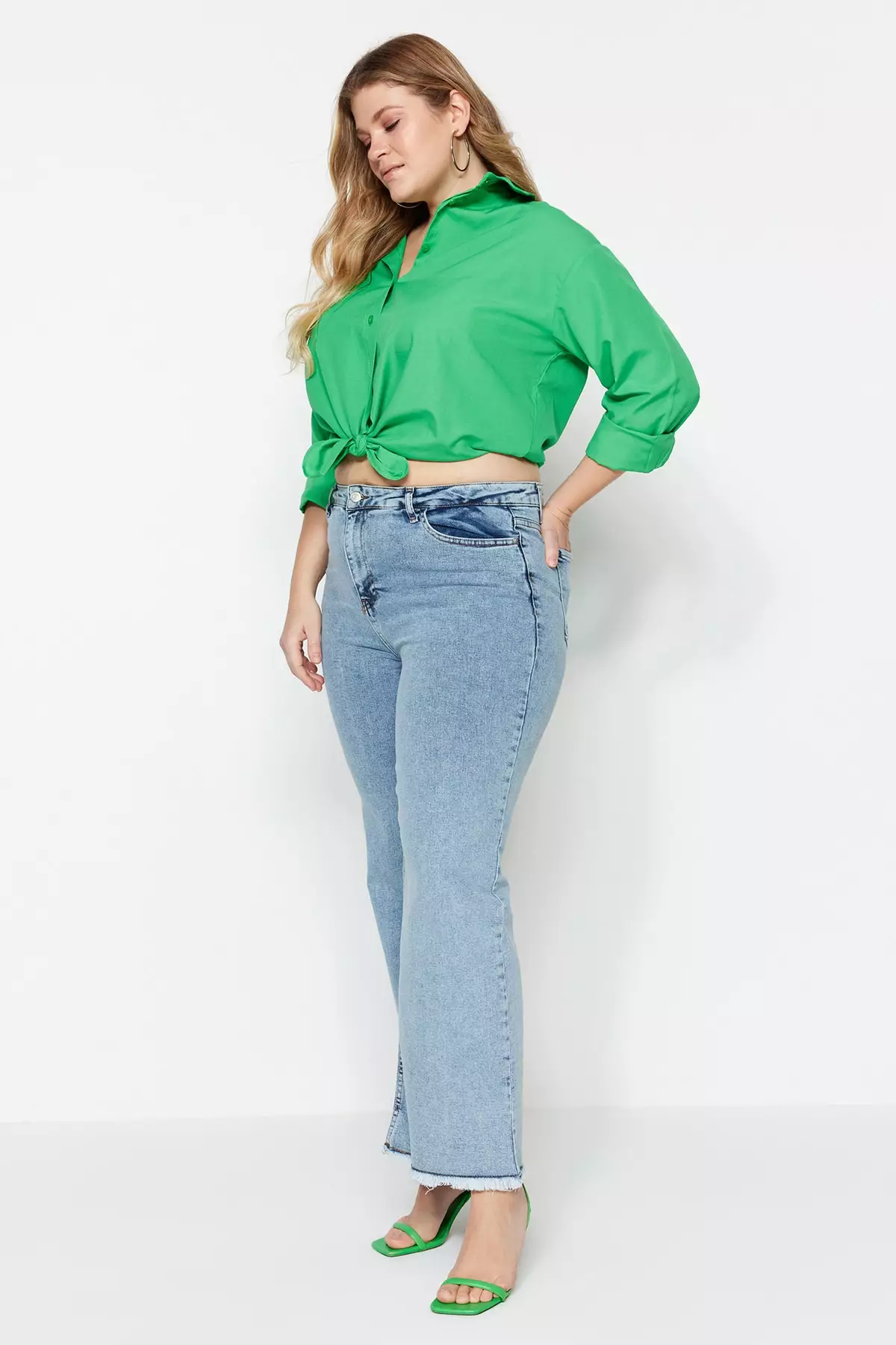 High Waist Dirty Trim Detailed Wide Leg Jeans.