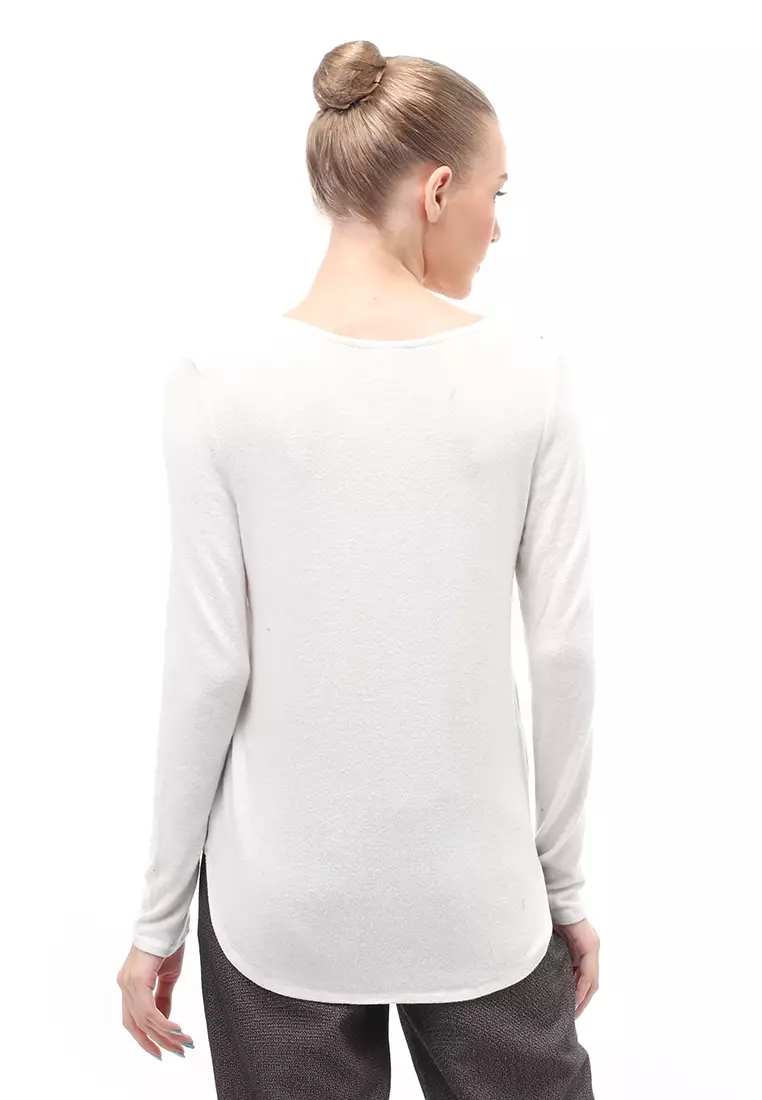 Kinsey Kaos Long Sleeves Atasan Wanita Motif Solid Relaxed Fit - Ivory