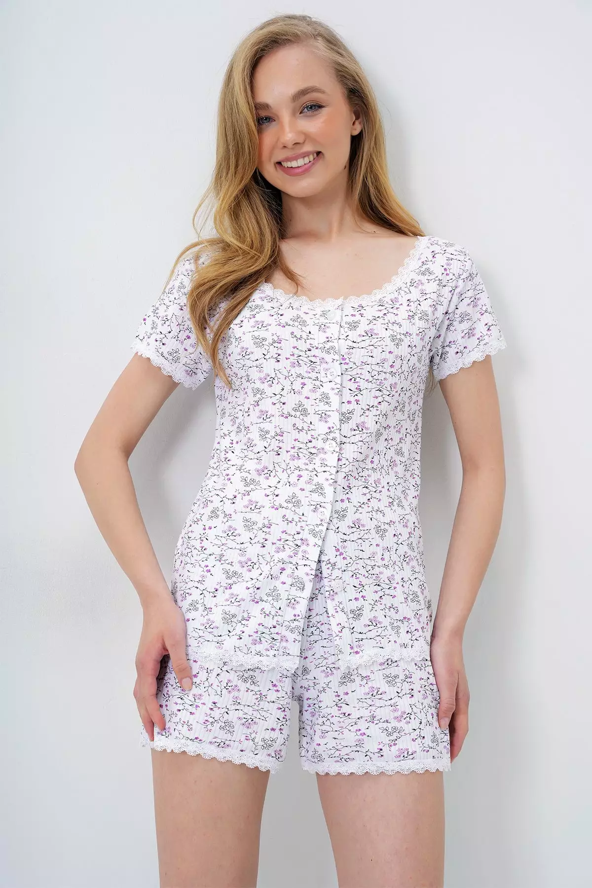 Women's Micro Flower Purple Scallop Detailed Cotton Wide Collar Shirt And Shorts Pajamas Set Pjm-X13899