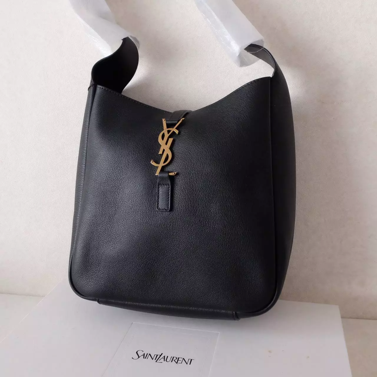 YSL Le 5 to 7 Hobo Bag Small Soft in Grained Leather