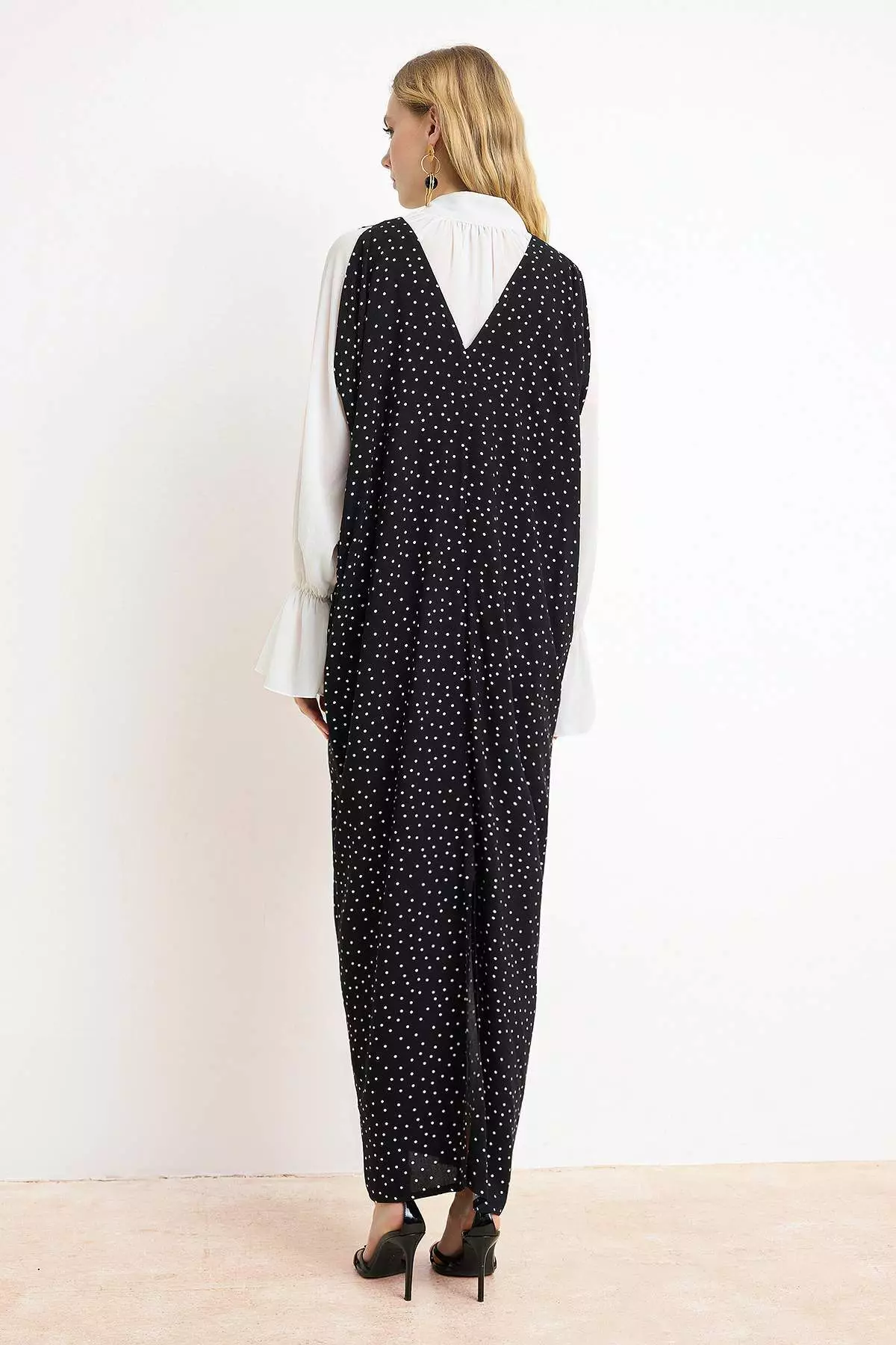 Nasiba Hafiz X Trendyol Collection Black Viscose Fabric Polka Dot Pattern Woven Dress Tctss26Kf00004