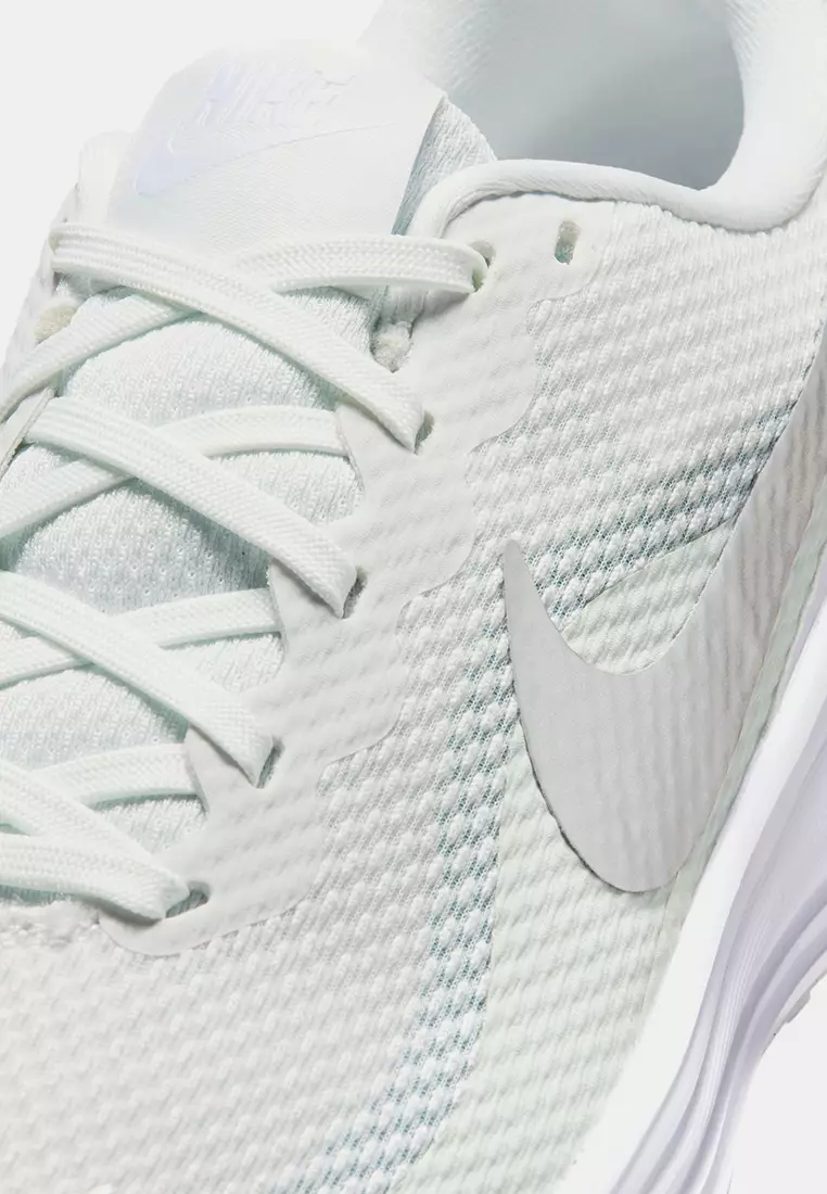 Revolution 8 Women's Road Running Shoes