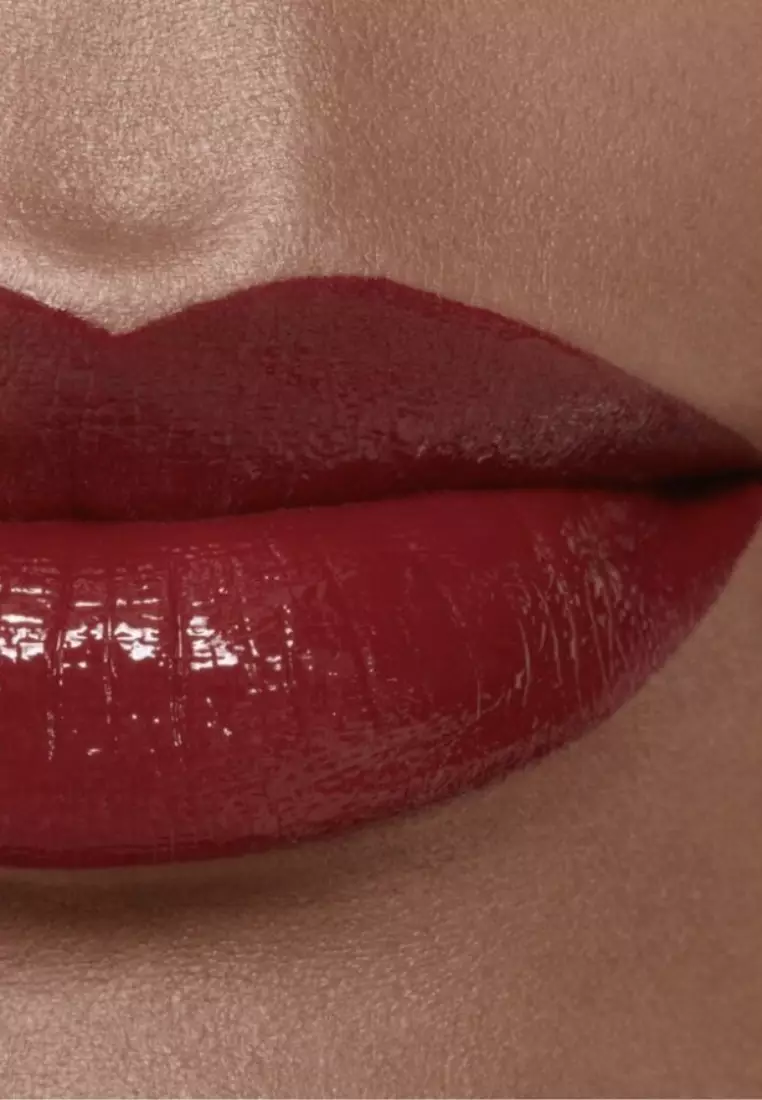 Rouge Allure Lace Ultrawear Shine Liquid Lip Colour in 74 Experimente