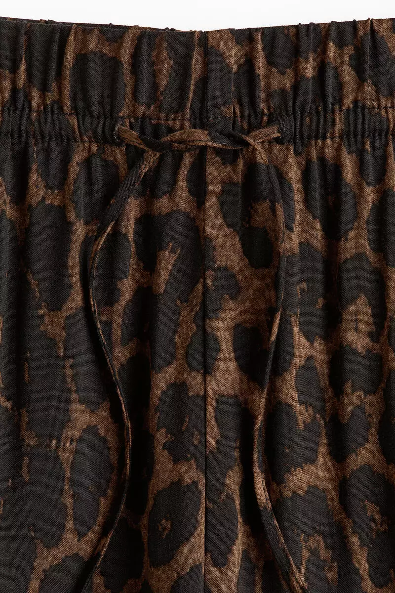 Wide pull-on trousers