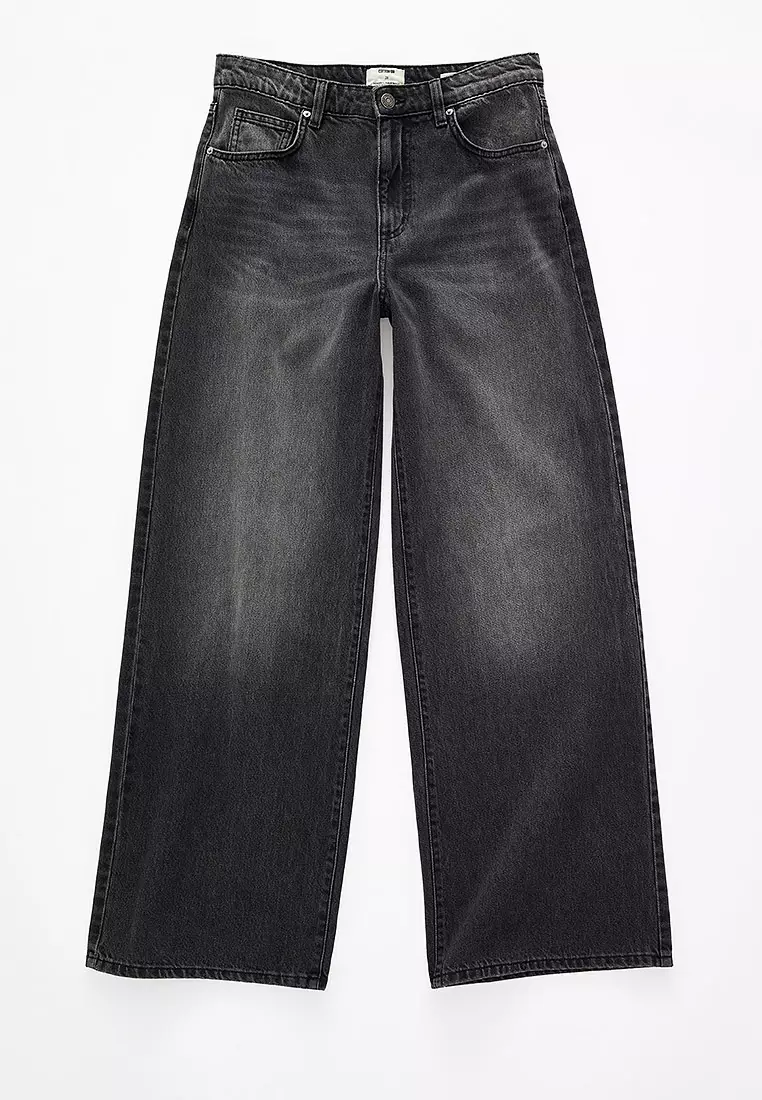Relaxed Wide Jeans