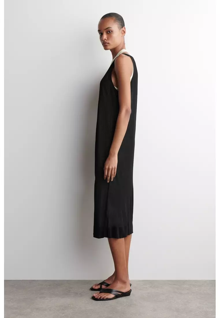 Buy COS LAYERED KNITTED MIDI DRESS 2025 Online | ZALORA