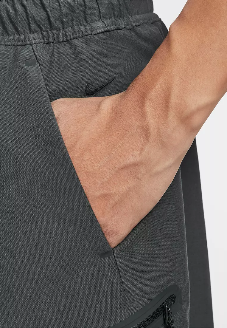 Nike Tech Shori Short