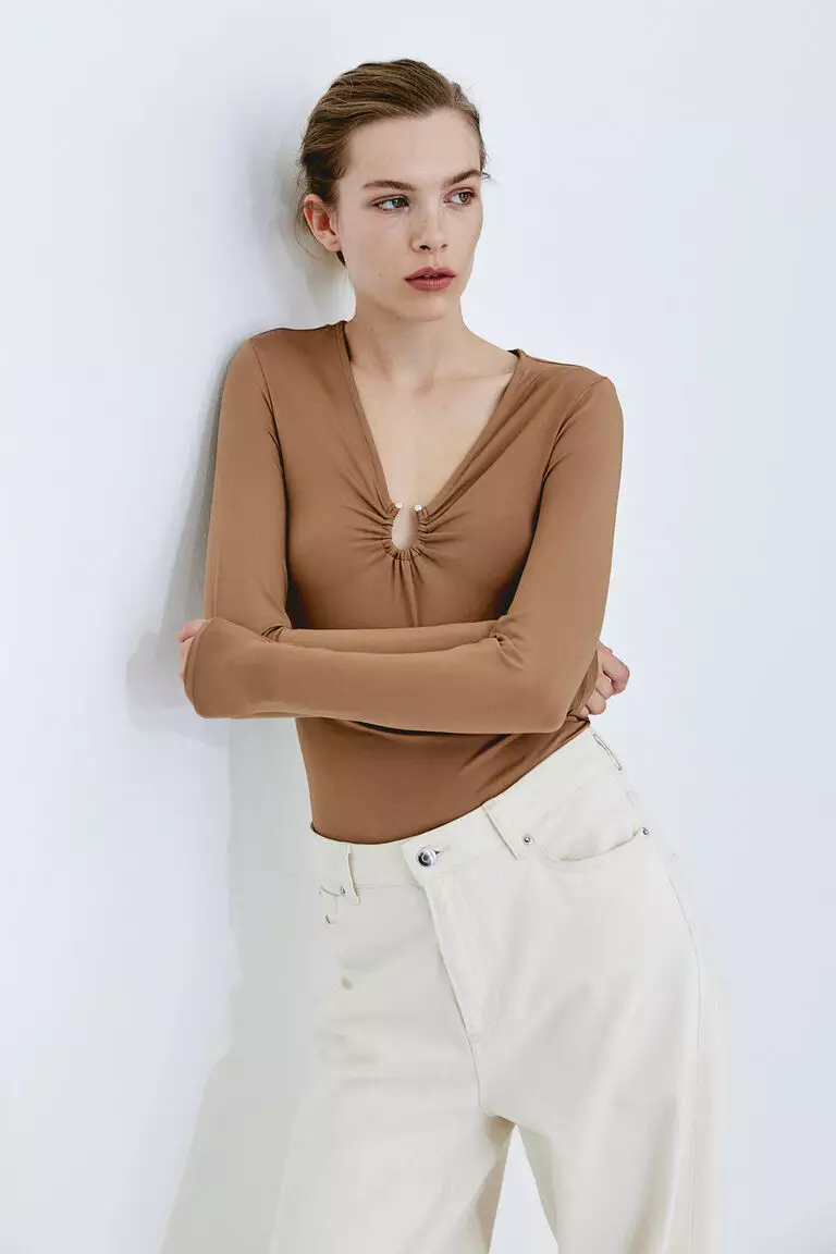 Buckle-detail top