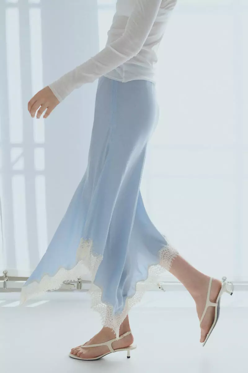 Asymmetric viscose skirt