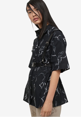H&M black and multi Oversized Shirt CD2D5AA8D76B60GS_1