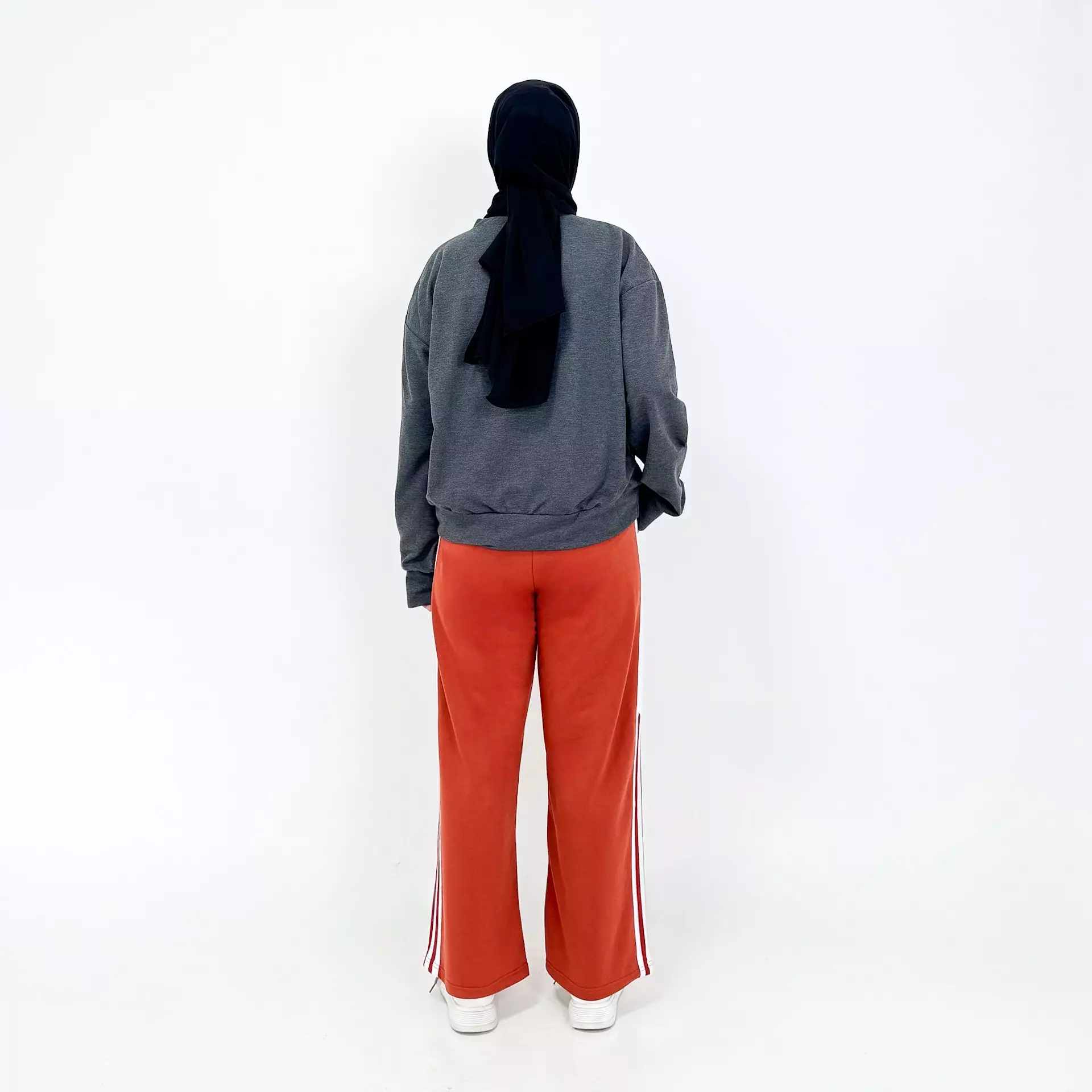 Tafita Set Sporty [ABUTUA-BATA] Setelan Training Olahraga Wanita Size M-XXL