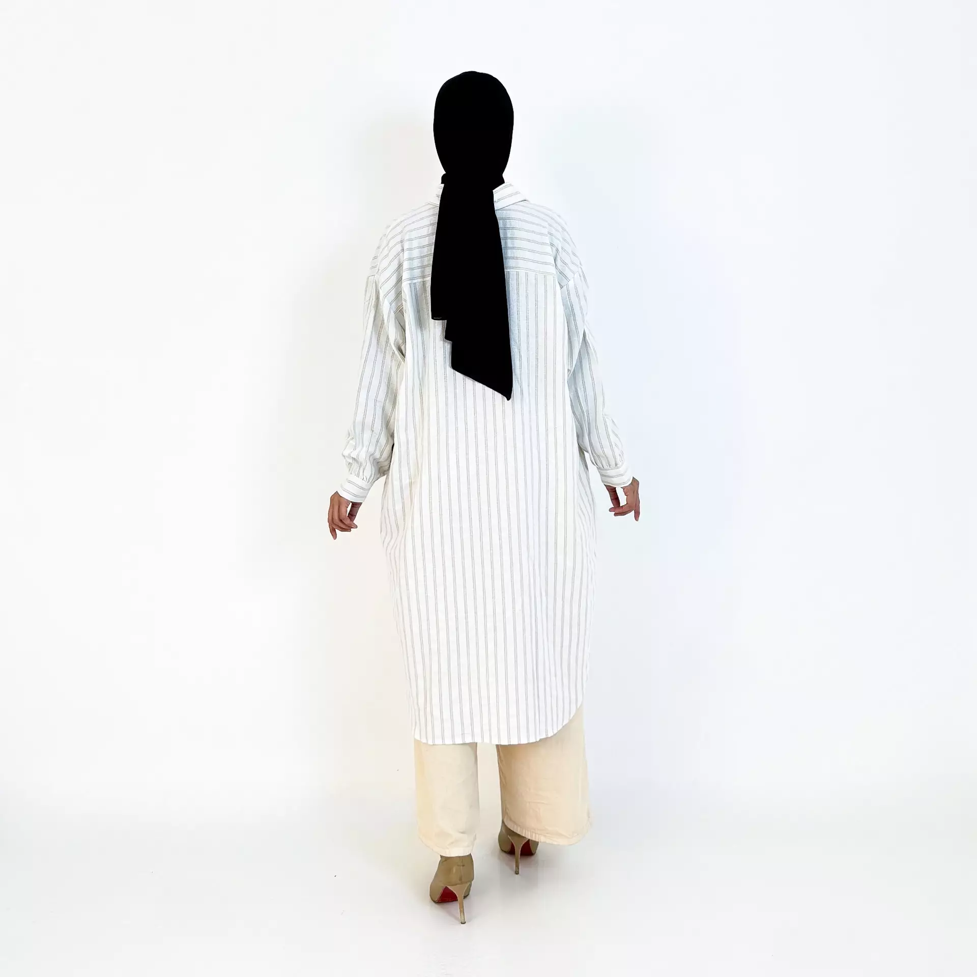 Nay Long Tunic (Kemeja Lengan Panjang Wanita) Beige