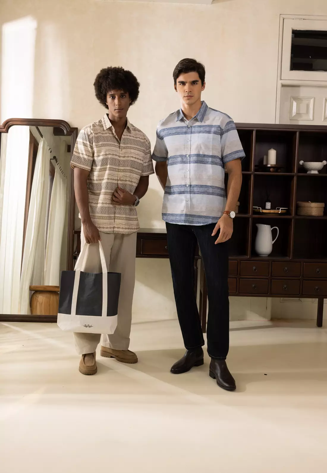 POLICE Kemeja Printing Cotton Soft Cream Coklat Regular Fit Pria