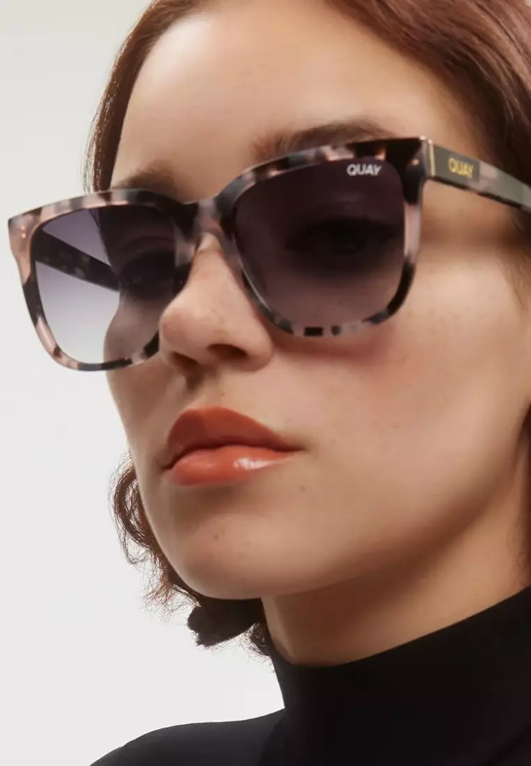 Wired Medium Sunglasses - Milky Tort/Smoke Polarized
