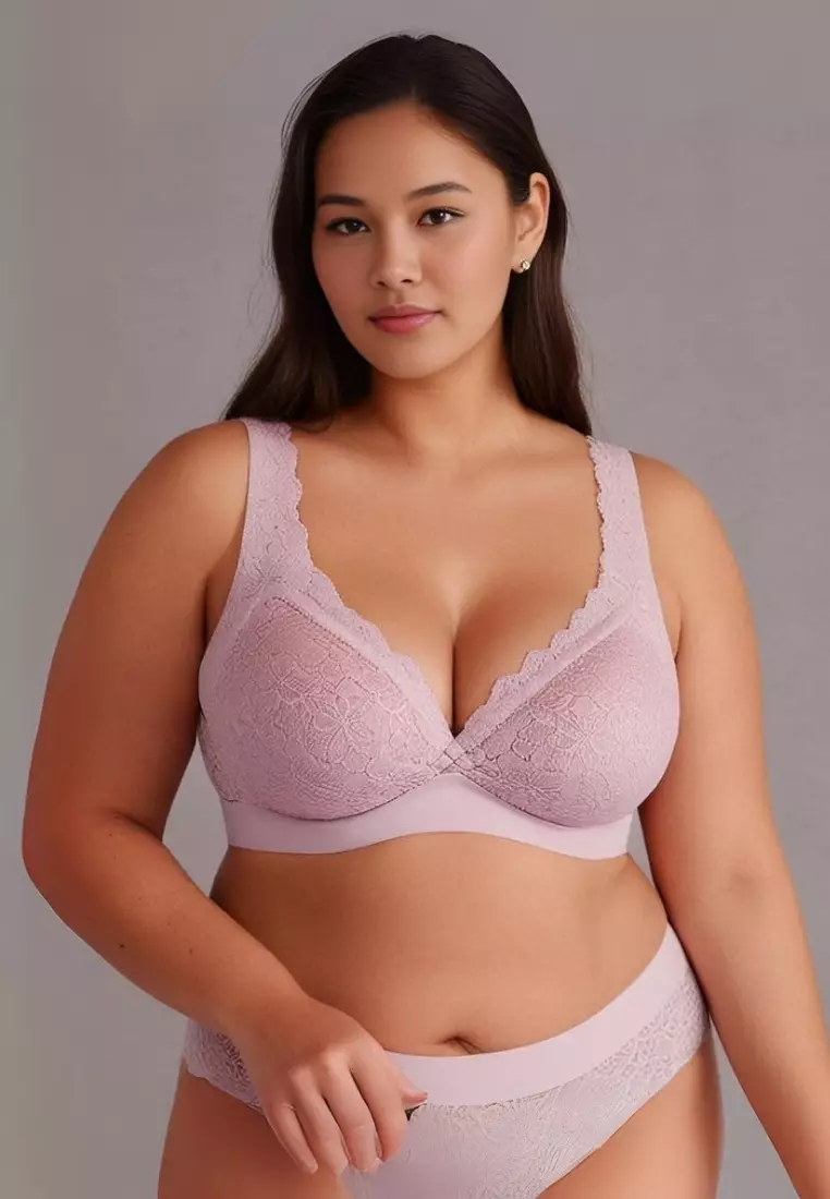 2 Pack Premium Remi Lace Plus Size Seamless Wireless Paded Push Up Bralette in Purple and Black