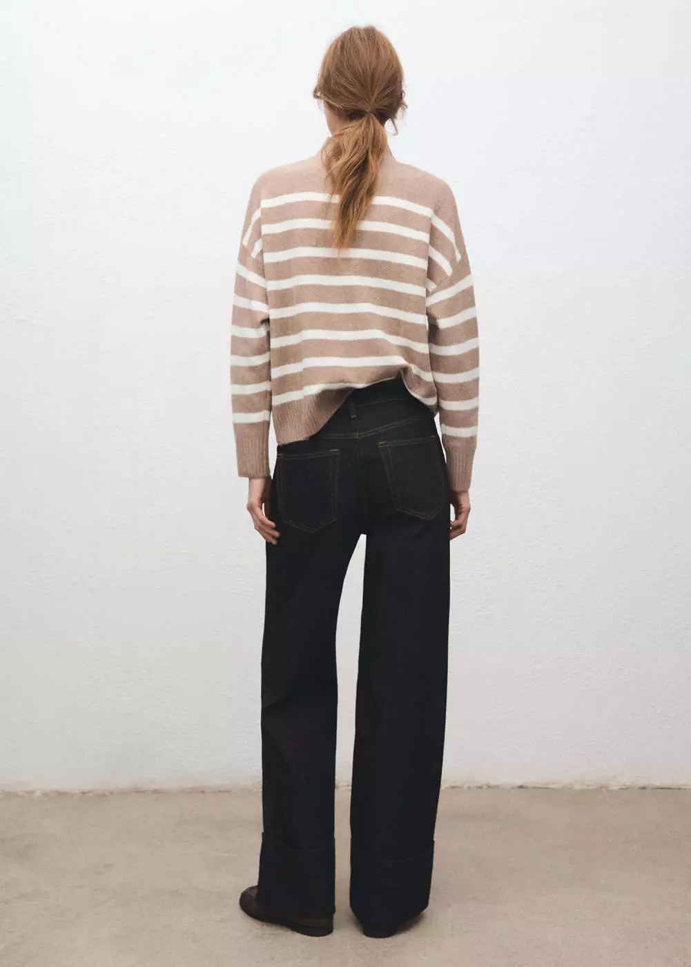 Sweater garis-garis oversize turtleneck