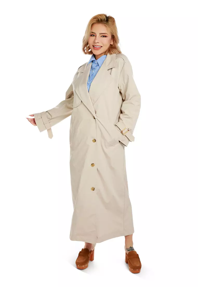 Jas Hujan Berlekuk Batu dengan Kancing Ganda